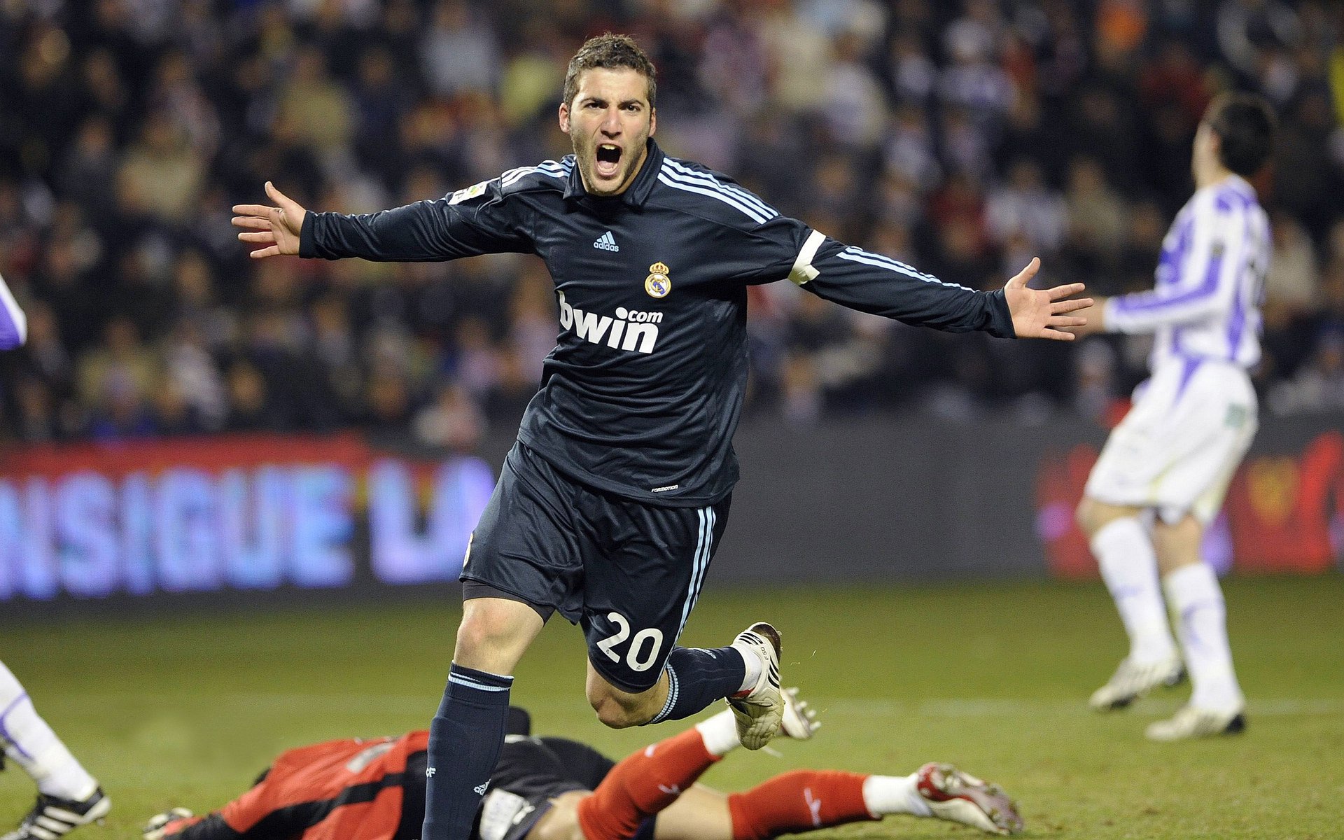 马德里竞技主场3-1逆转莱加内斯，收获三分，马德里竞技进球